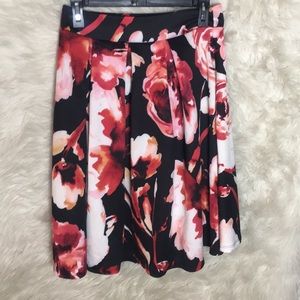 Floral pleated flare skirt